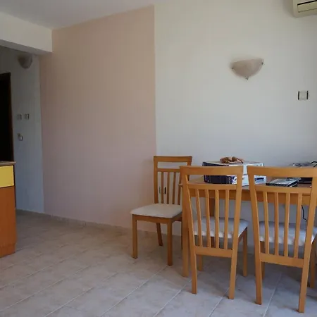 Apartament2 *
